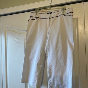 Express Black and White Capris Lightweight Casual Wear